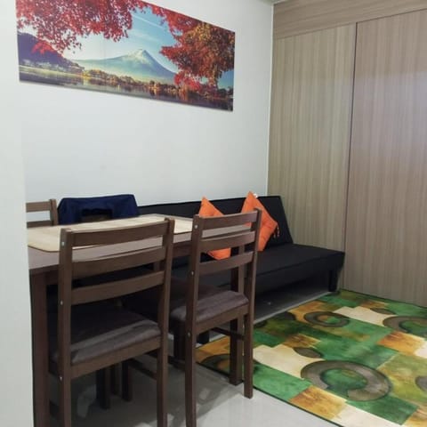 Staycation Condo in MoA Vacation rental in Pasay