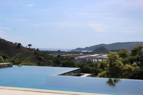 Villa Seger Luxury Villa // MotoGP  & Sea Views Vacation rental in Pujut