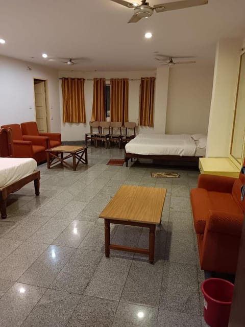 SPOT ON Hotel Karunadu Mysore Hotel in Mysuru