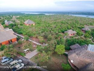 Buffalo Safari Lodge Vacation rental in Uganda