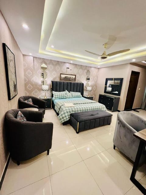 Luxury Apartments Available Condo in Lahore