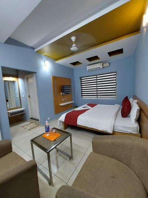 Sharp Suites Hotel in Kochi
