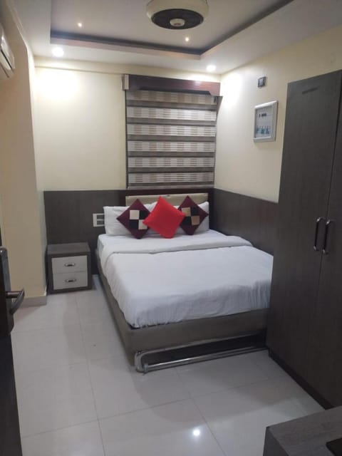 Hotel Monarch Stays Madiwala Bed and Breakfast in Bengaluru
