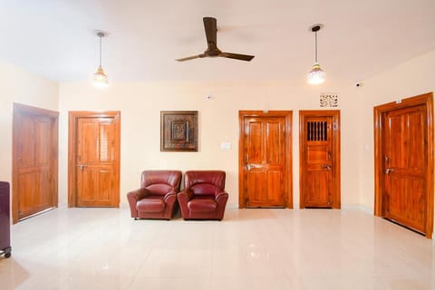 FabExpress Shree Residency Hotel in Bhubaneswar