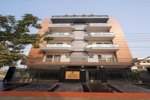 The Lodgers 1 BHK Serviced Apartment Vacation rental in Gurugram