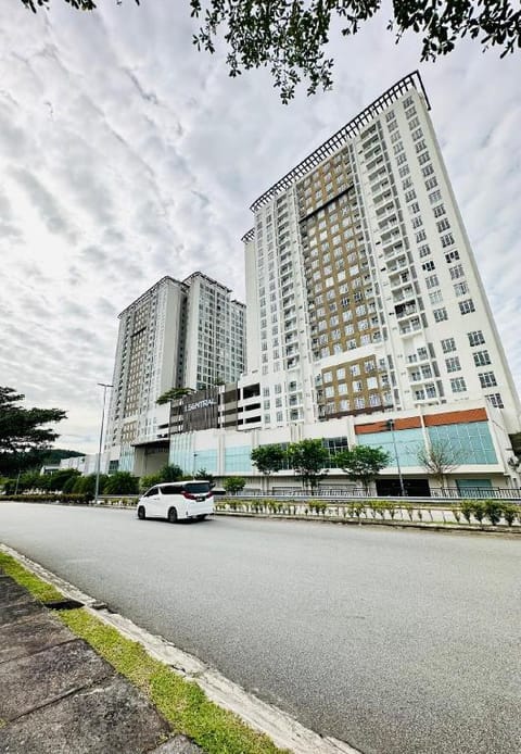 The JB House - A 5 Star Quality Home Condominio in Johor Bahru