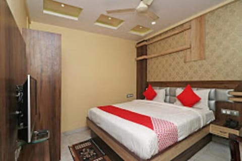 Hotel Raj Kamal Palace By WB Inn Hotel in Varanasi