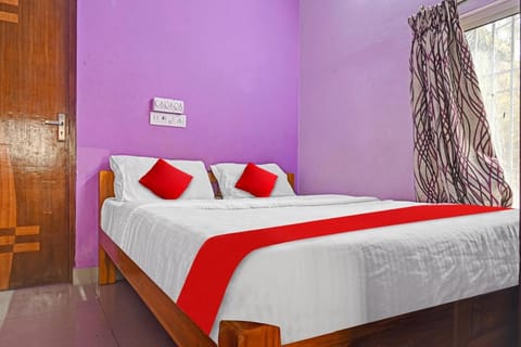 OYO Flagship 81022 Rrr Inn Hotel in Puducherry, India