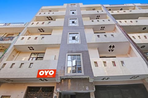 OYO Flagship 80762 Hotel Mandal Residency Hotel in New Delhi