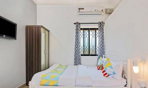 Flagship Chavan Guest Homes Hotel in Candolim