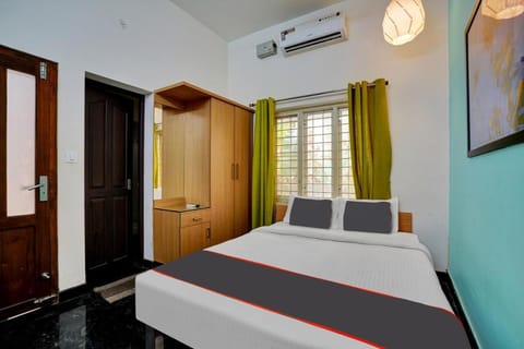Collection O 81026 Suqoon Premium Stays Hotel in Kochi