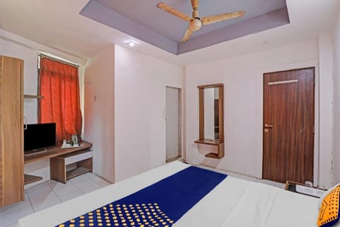 OYO SPOT ON 804633 Hotel Mini Palace Vacation rental in Vadodara