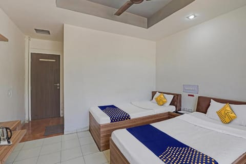 OYO SPOT ON 804633 Hotel Mini Palace Vacation rental in Vadodara