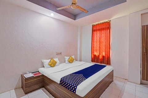 OYO SPOT ON 804633 Hotel Mini Palace Vacation rental in Vadodara