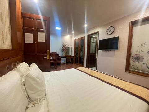Bay Luxury - Ngọc Lan 2 Hotel Hotel in Hanoi