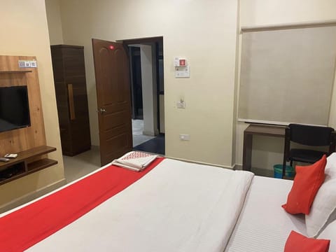 OYO Flagship 81077 Hotel Sv Grand Hotel in Secunderabad