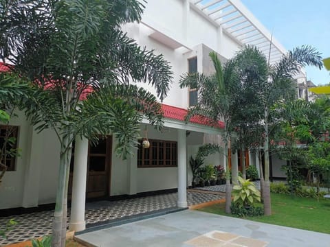 Nilan Grand Resort Vacation rental in Puducherry, India