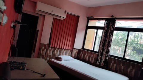 Hotel Raj Vacation rental in Kolkata