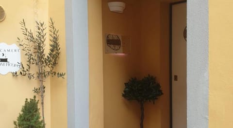 Rent Room Iacopo Vacation rental in Capannori