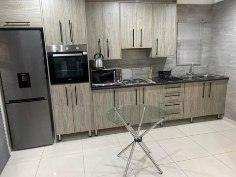 One Bedroom Luxury Apartment Vacation rental in Pretoria
