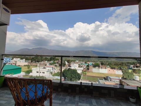 Beautiful mountain view in Veerbhadra Rishikesh  Condominio in Rishikesh