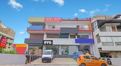 OYO Flagship 809372 Hotel The Elite Hôtel in Dehradun