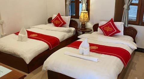 Villa Ouis NamKhan Riverside Hotel in Luang Prabang