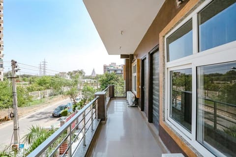 FabHotel Next Home Prime Vacation rental in Gurugram