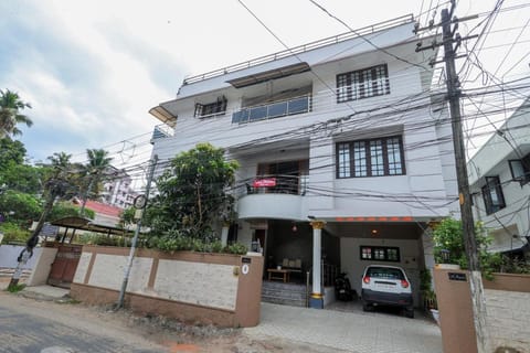 NALINAM HOMESTAY Vacation rental in Thiruvananthapuram