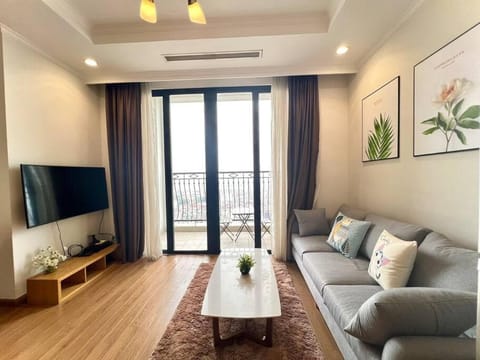 Vinhomes Royal City 2 Bedroom! Vacation rental in Hanoi