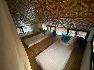 Beach House Backpackers Aircon Room 3 Vacation rental in Central Visayas