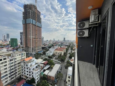 Toul Kork City-View Condo Vacation rental in Phnom Penh Province