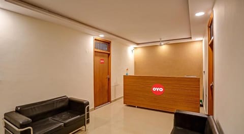 OYO Flagship 812893 Hotel Happy Inn Vacation rental in Noida