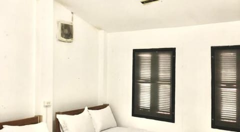 Meet Sunset Hostel Luang Prabang Vacation rental in Luang Prabang