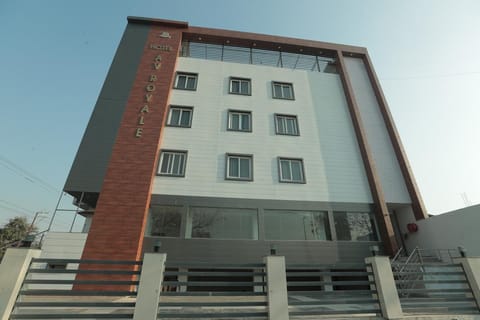 Hotel AV Royale  Vacation rental in Dehradun