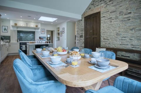 Hill House Country Estate - Princes Gate Vacation rental in Amroth