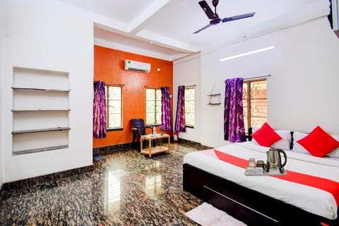 Flagship The Buddha Guest House Vacation rental in Kolkata