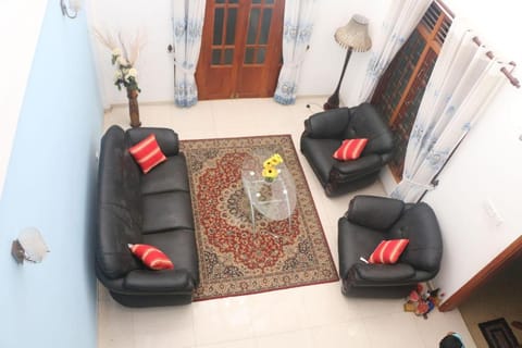 Villa Cinnamon in Dodanduwa near Hikkaduwa, Sri Lanka - ideal for 10 guests Vacation rental in Hikkaduwa