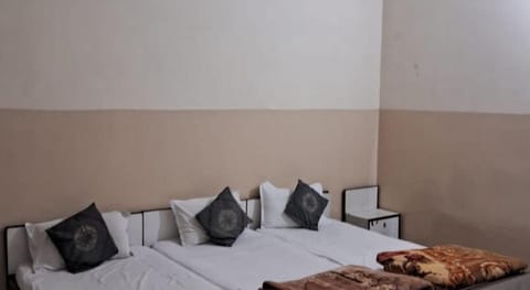 G.M. Guest House Vacation rental in Varanasi