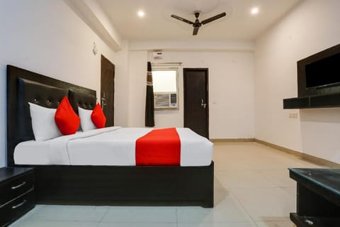 OYO Flagship 813899 Susant Place Vacation rental in Gurugram