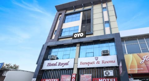 HOTEL ROYAL Vacation rental in Chandigarh