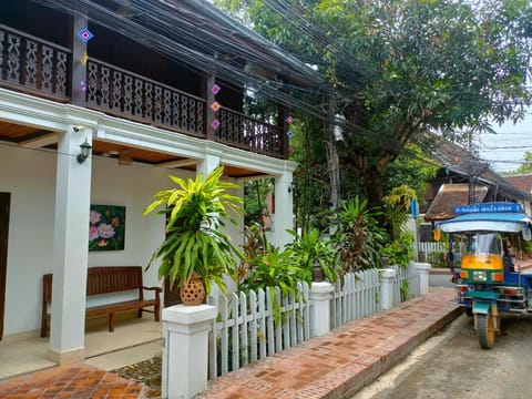 Lotus Corner - Vegan & Plant Based B&B Vacation rental in Luang Prabang