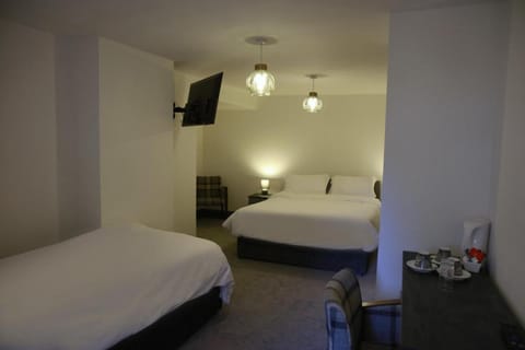 The George Wright Boutique Hotel, Bar & Restaurant Vacation rental in Rotherham