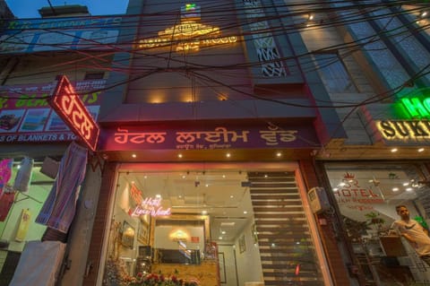 Hotel Lime Wood Vacation rental in Ludhiana