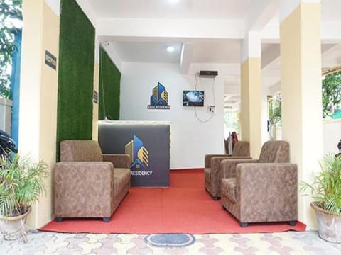 FabExpress Sahil Residency Vacation rental in Pune