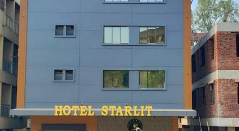 Hotel Starlit Vacation rental in Thane