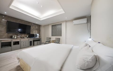 Hwaseong Wolmun Lavender Onchen Hotel Vacation rental in Pyeongtaek-si