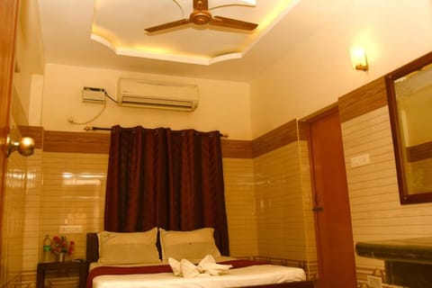 Abirami Rayal Residency Vacation rental in Madurai