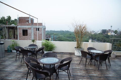 Wish Leisure Vacation rental in Noida