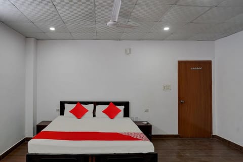 Super OYO Flagship Zion Hotel And Party Place Vacation rental in Uttarakhand